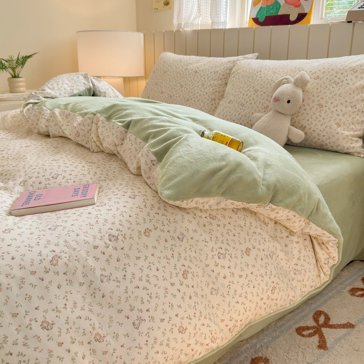 91家纺网 家纺一手货源 找家纺 Sweet dreams甜梦 2025新款棉加绒印花四件套 花园兔子