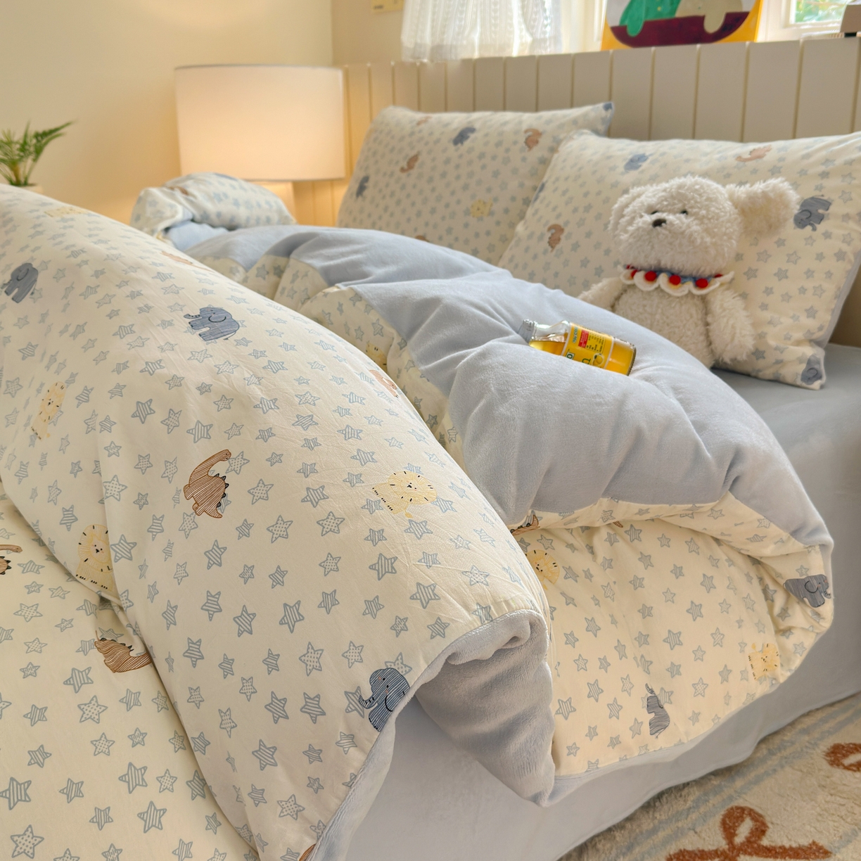 91家纺网 家纺一手货源 找家纺 Sweet dreams甜梦 2025新款棉加绒印花四件套 恐龙乐园