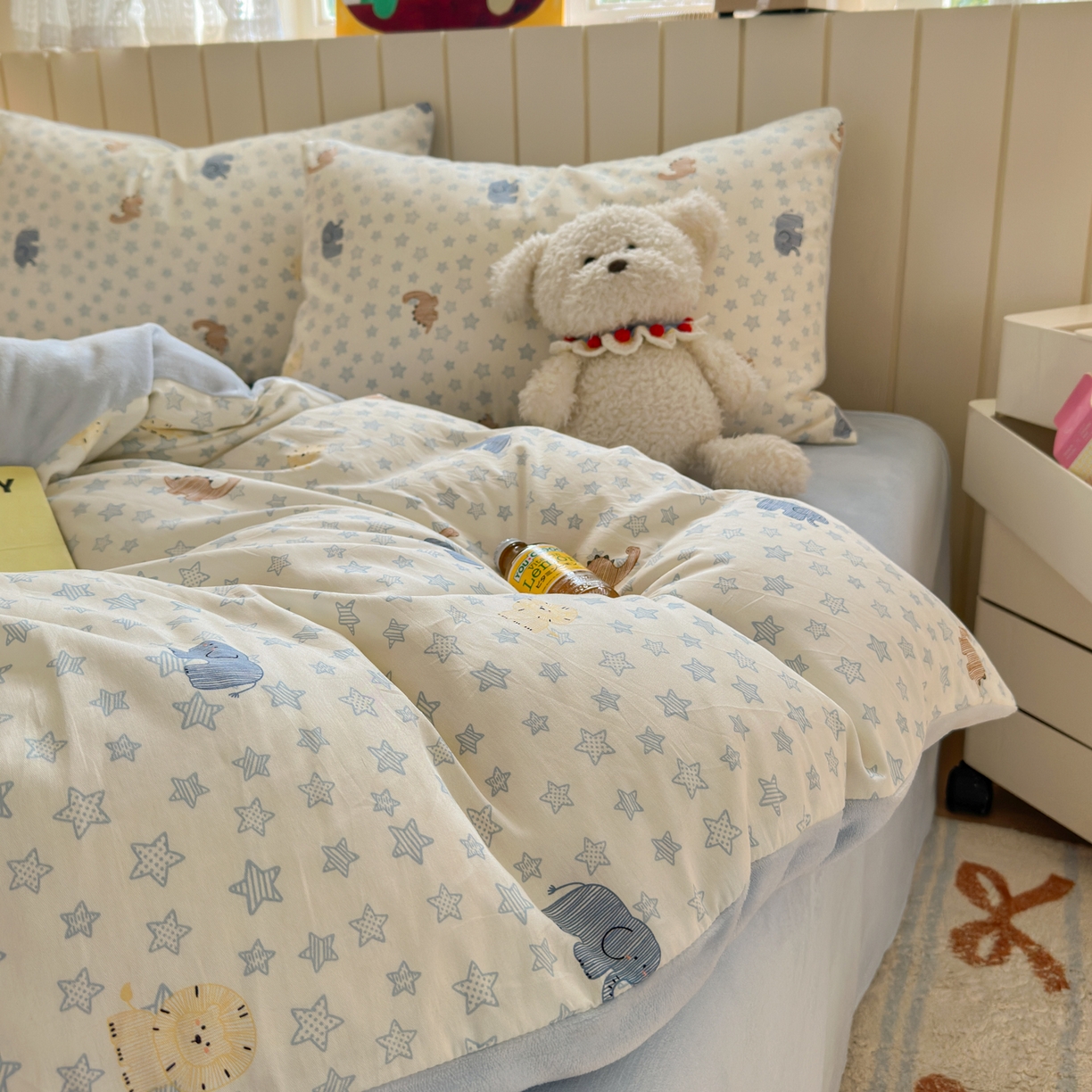 91家纺网 家纺一手货源 找家纺 Sweet dreams甜梦 2025新款棉加绒印花四件套 恐龙乐园