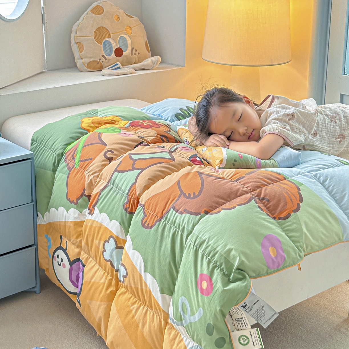 91家纺网 家纺一手货源 找家纺 暖羽屋羽绒馆 2025新款天丝莱赛尔鹅绒丝被芯 抗菌 防螨羽毛被1.2米 白鹅绒丝 儿童学生被子1.5 春秋被 两只松鼠