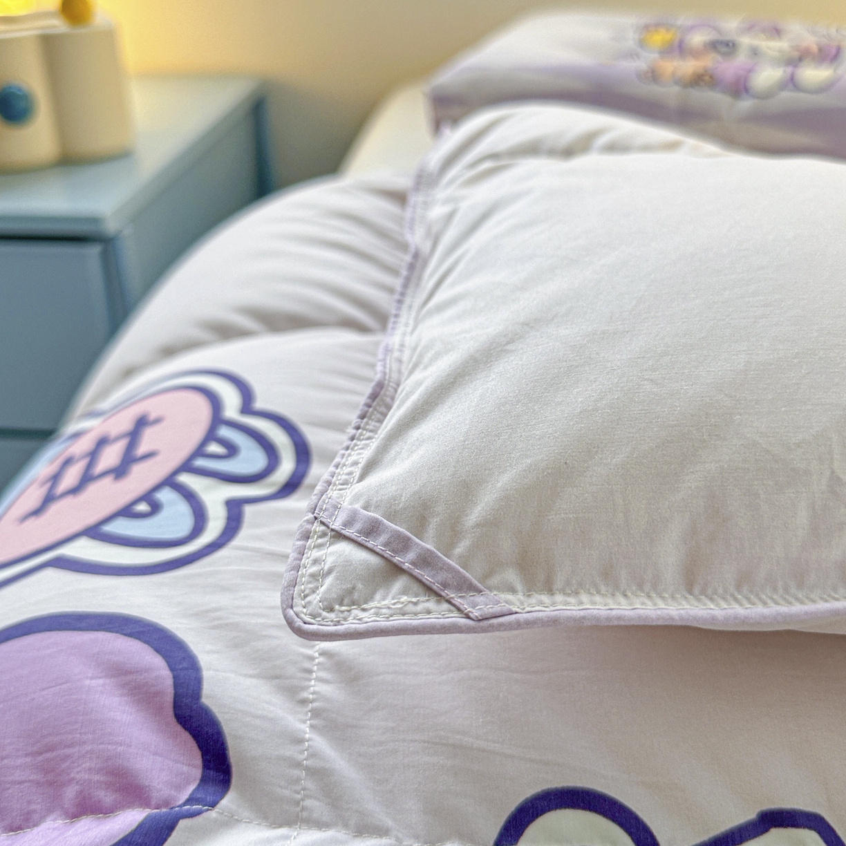 91家纺网 家纺一手货源 找家纺 暖羽屋羽绒馆 2025新款天丝莱赛尔鹅绒丝被芯 抗菌 防螨羽毛被1.2米 白鹅绒丝 儿童学生被子1.5 春秋被 紫色拉布尔