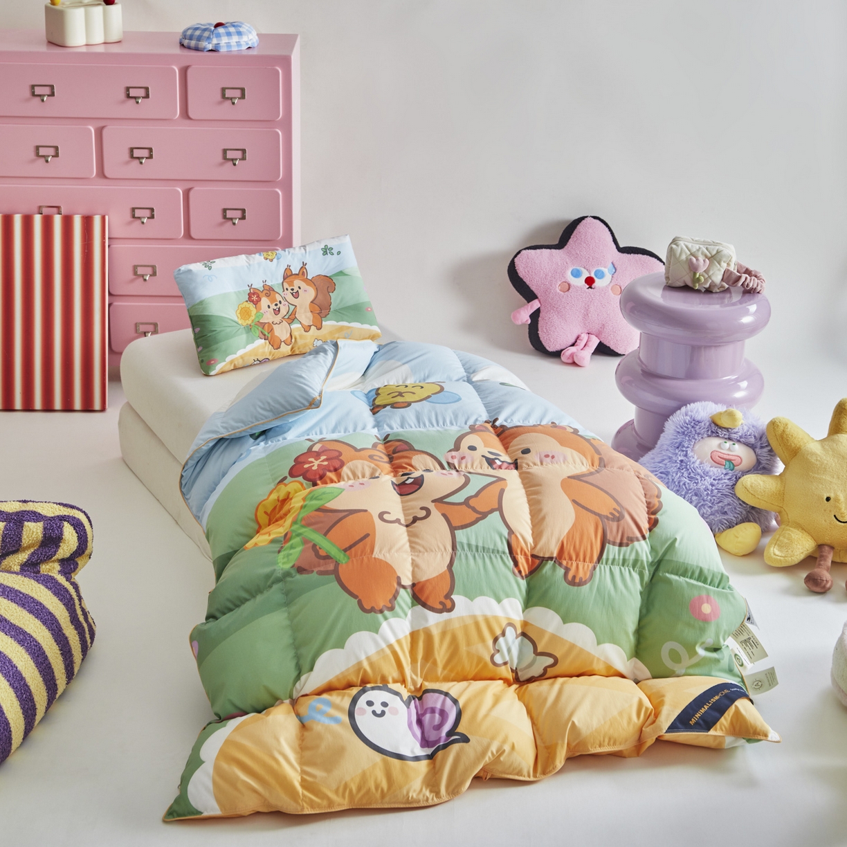 91家纺网 家纺一手货源 找家纺 暖羽屋羽绒馆 2025新款天丝莱赛尔鹅绒丝被芯 抗菌 防螨羽毛被1.2米 白鹅绒丝 儿童学生被子1.5 春秋被 两只松鼠2