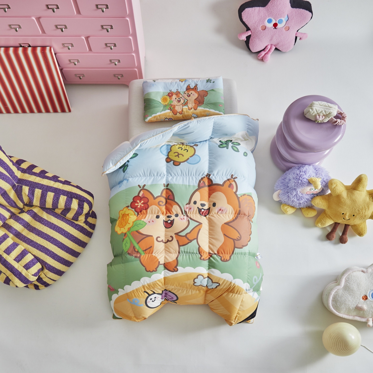 91家纺网 家纺一手货源 找家纺 暖羽屋羽绒馆 2025新款天丝莱赛尔鹅绒丝被芯 抗菌 防螨羽毛被1.2米 白鹅绒丝 儿童学生被子1.5 春秋被 两只松鼠2