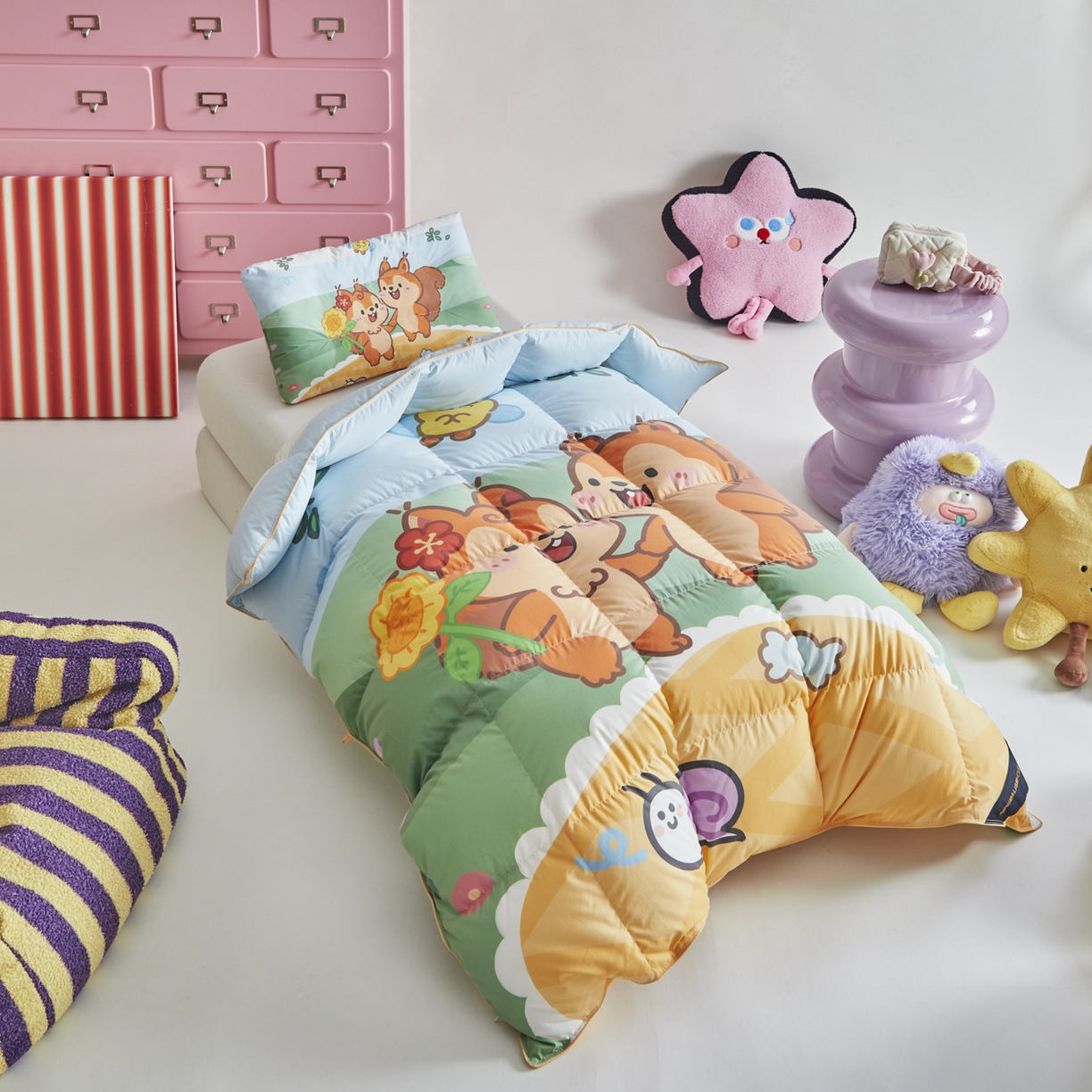 91家纺网 家纺一手货源 找家纺 暖羽屋羽绒馆 2025新款天丝莱赛尔鹅绒丝被芯 抗菌 防螨羽毛被1.2米 白鹅绒丝 儿童学生被子1.5 春秋被 两只松鼠2