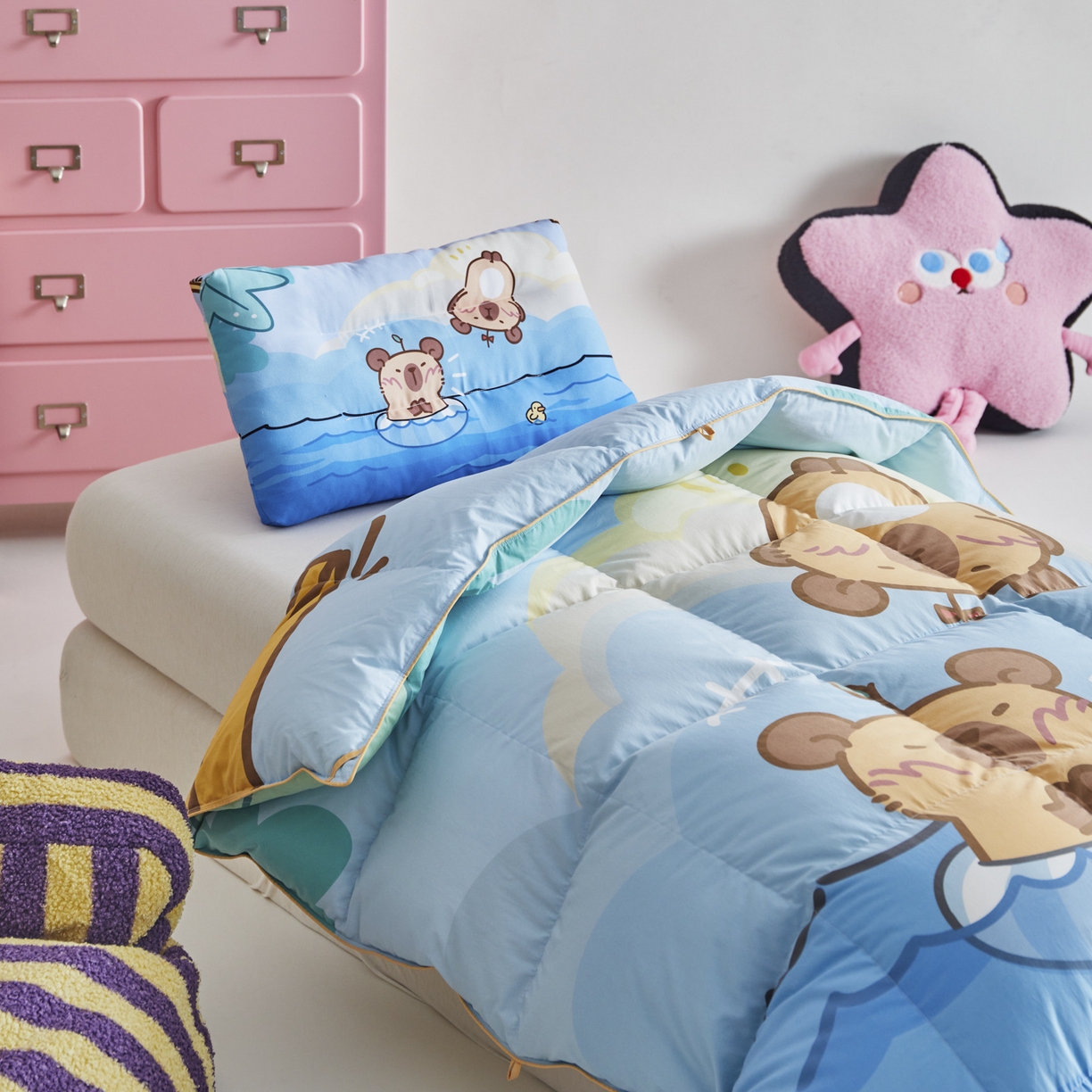 91家纺网 家纺一手货源 找家纺 暖羽屋羽绒馆 2025新款天丝莱赛尔鹅绒丝被芯 抗菌 防螨羽毛被1.2米 白鹅绒丝 儿童学生被子1.5 春秋被 鱼鼠同乐2