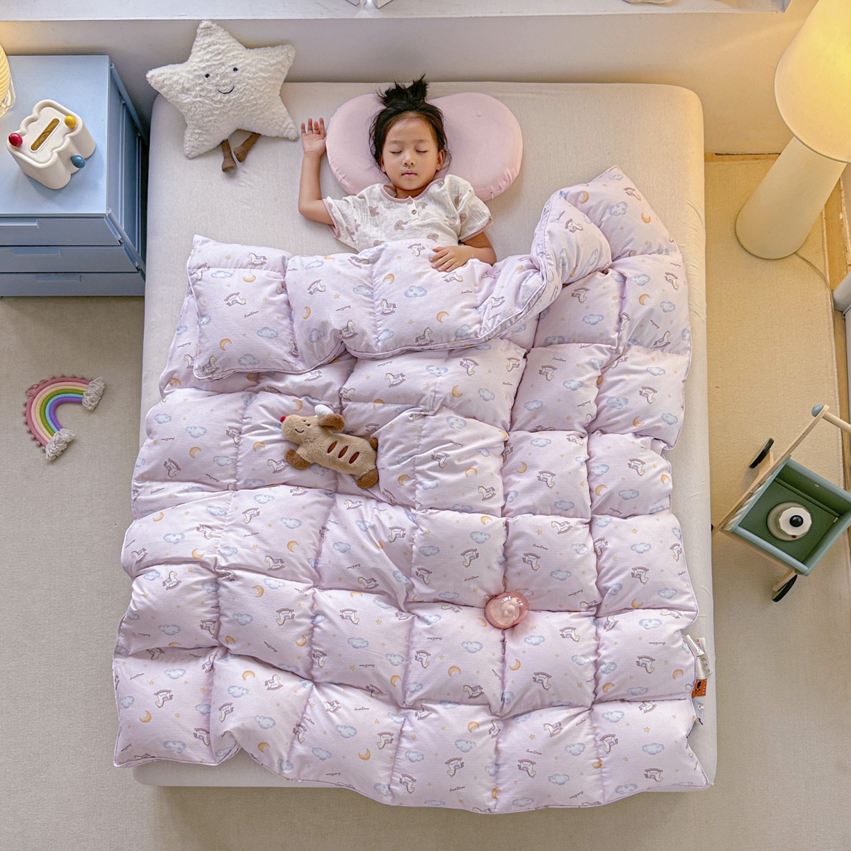 91家纺网 家纺一手货源 找家纺 （总）暖羽屋羽绒馆 2025新款A类双层纱鹅绒丝被芯儿童学生 羽绒被子 羽毛被婴幼儿园 冬被春秋被