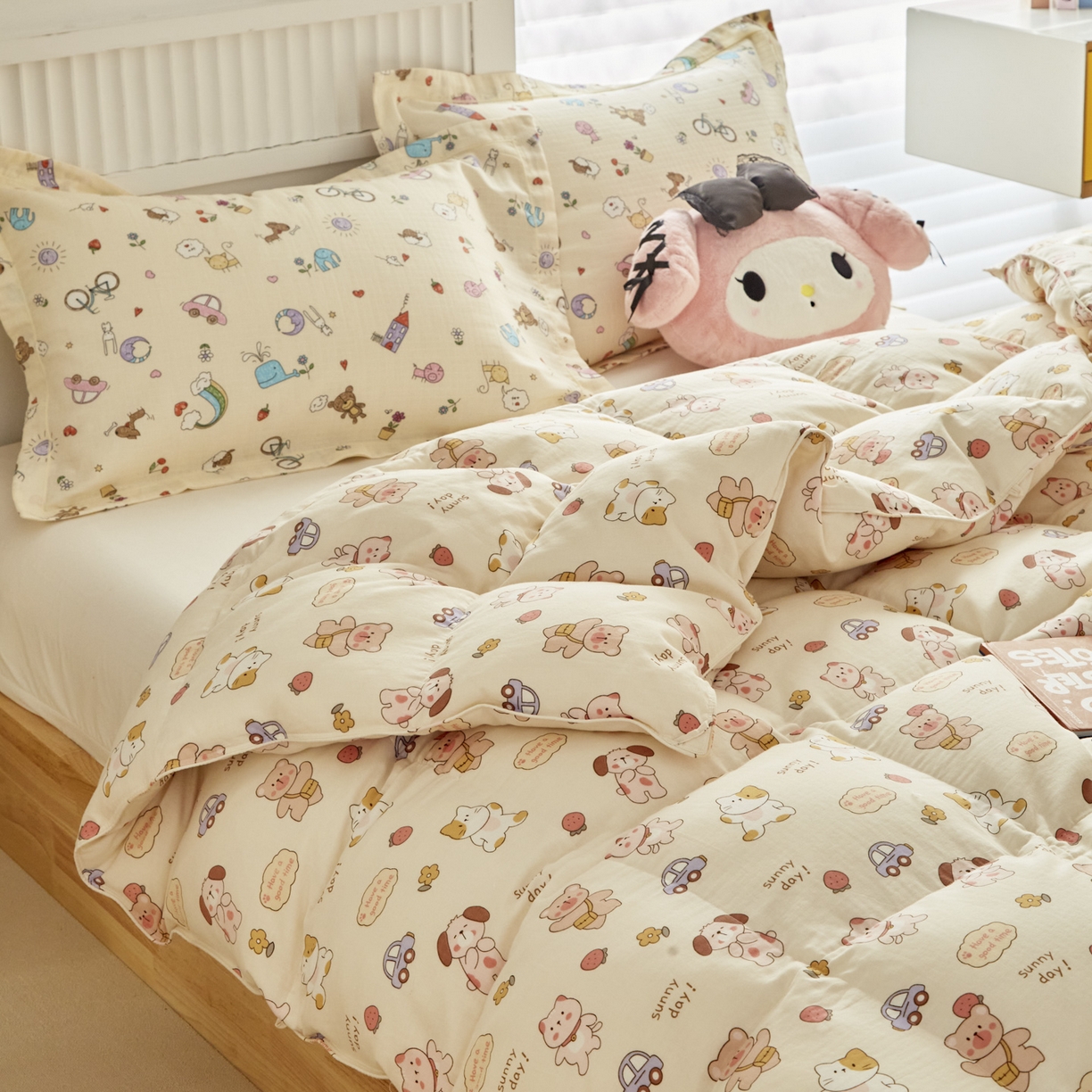 91家纺网 家纺一手货源 找家纺 暖羽屋羽绒馆 2025新款A类双层纱鹅绒丝被芯儿童学生 羽绒被子 羽毛被婴幼儿园 冬被春秋被 快乐伙伴 双层纱 带细节