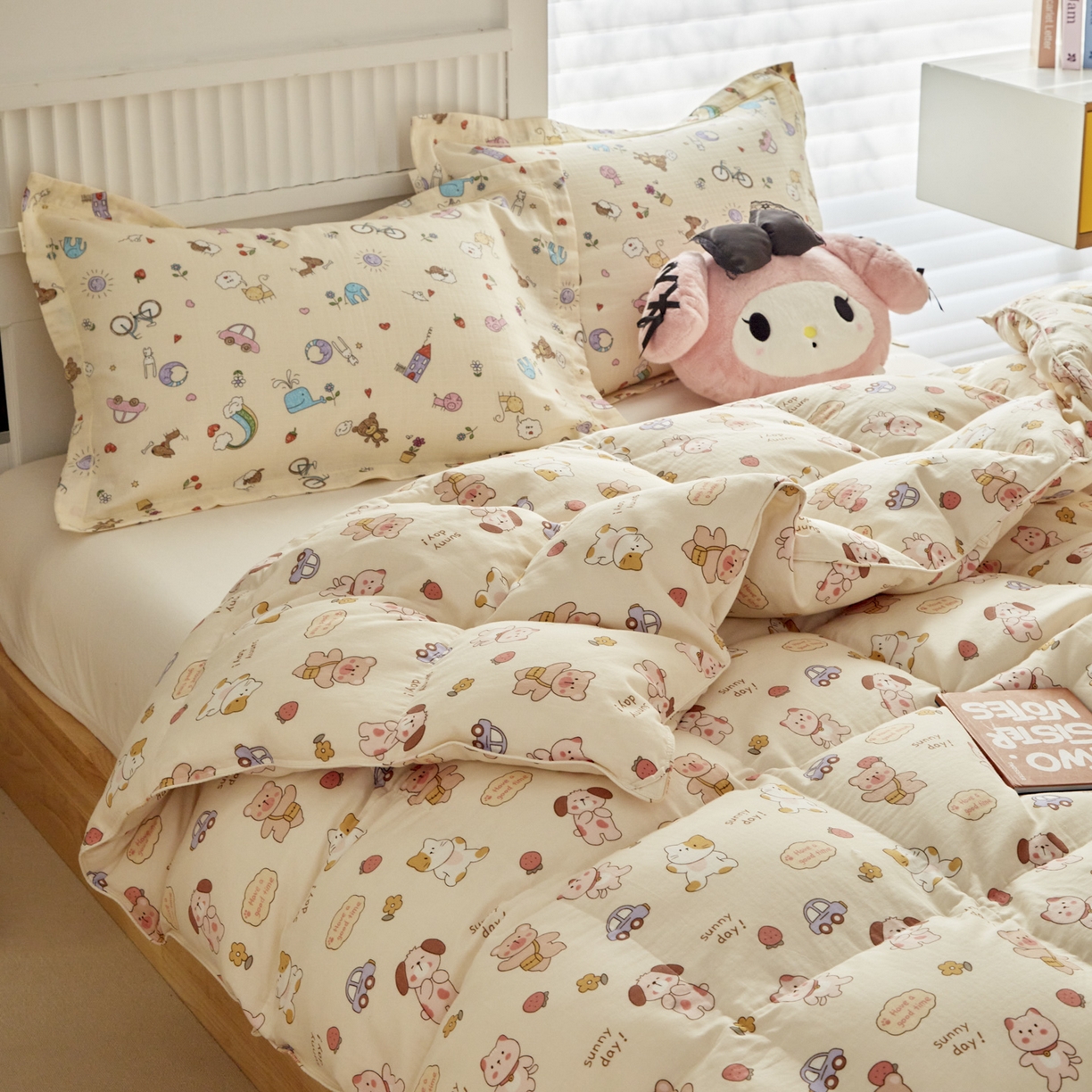 91家纺网 家纺一手货源 找家纺 暖羽屋羽绒馆 2025新款A类双层纱鹅绒丝被芯儿童学生 羽绒被子 羽毛被婴幼儿园 冬被春秋被 快乐伙伴 双层纱 带细节