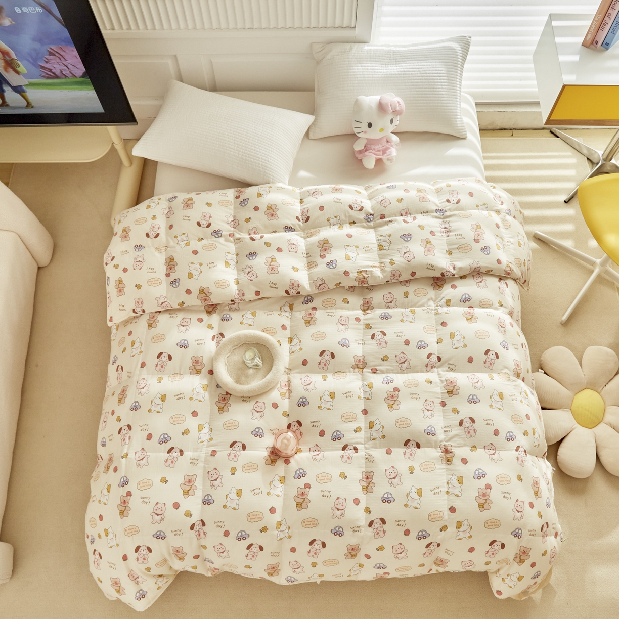 91家纺网 家纺一手货源 找家纺 暖羽屋羽绒馆 2025新款A类双层纱鹅绒丝被芯儿童学生 羽绒被子 羽毛被婴幼儿园 冬被春秋被 快乐伙伴 双层纱 带细节