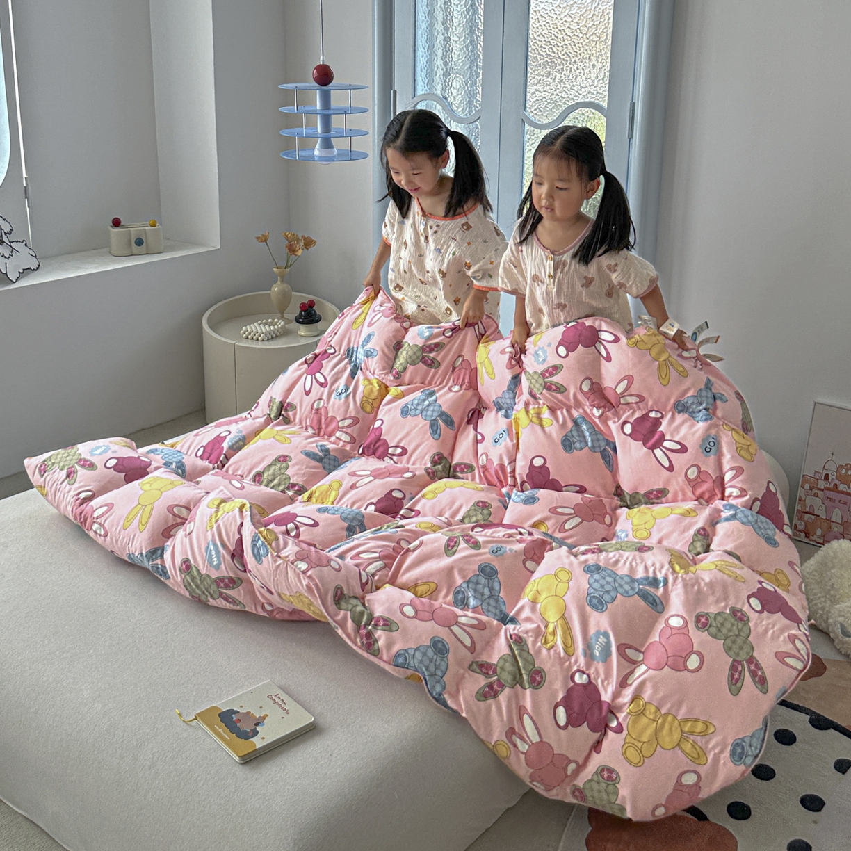 91家纺网 家纺一手货源 找家纺 暖羽屋羽绒馆 2025新款儿童纯棉鹅绒丝被芯60s卡通学生婴幼儿园1.2米羽绒被子1.5米宿舍羽绒冬被 时尚八宝