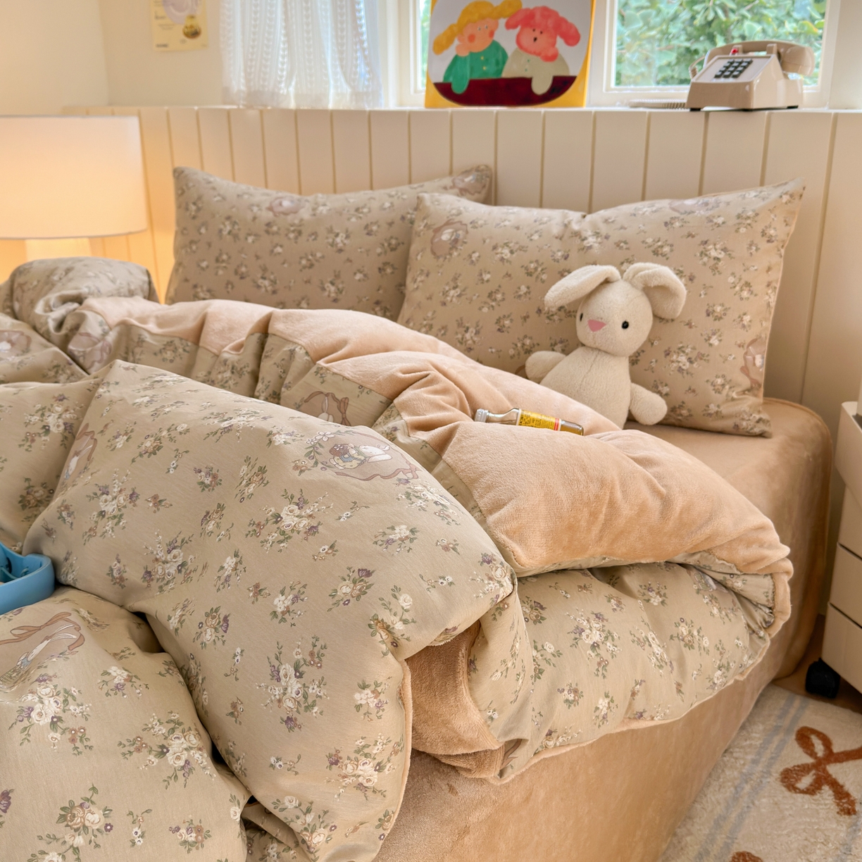 91家纺网 家纺一手货源 找家纺 Sweet dreams甜梦 2025新款棉加绒印花四件套 奶茶兔子