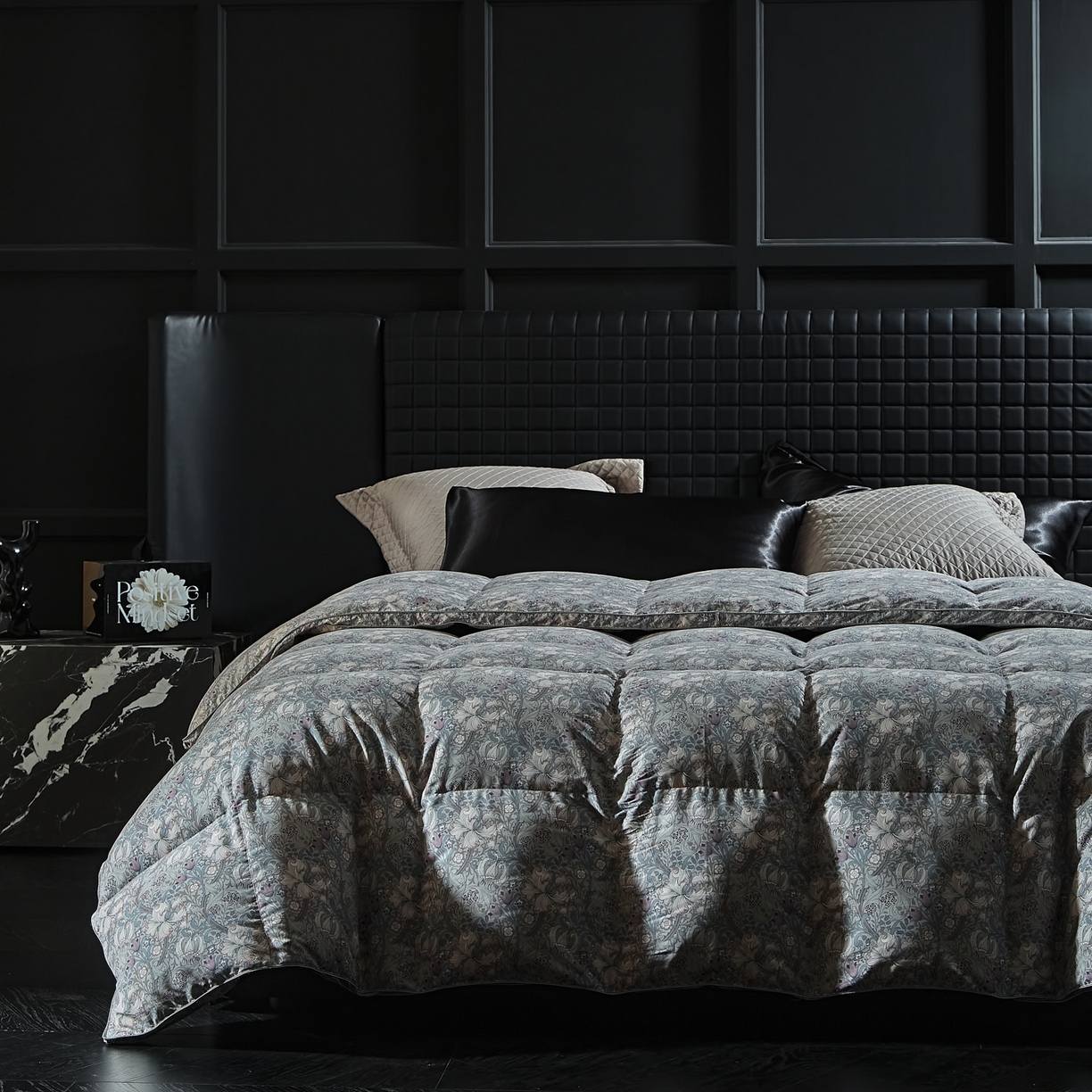 91家纺网 家纺一手货源 找家纺 暖羽屋羽绒馆 2025新款印花鹅绒丝冬被 羽绒被子 春秋白鹅绒被芯 羽毛被子双人加厚冬被 花语