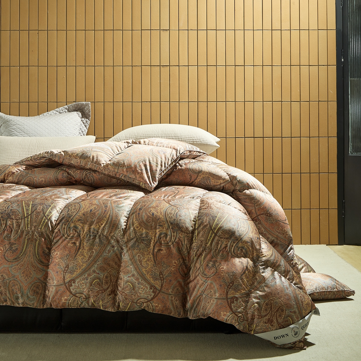 91家纺网 家纺一手货源 找家纺 （总）暖羽屋羽绒馆 2025新款印花鹅绒丝冬被 羽绒被子 春秋白鹅绒被芯 羽毛被子双人加厚冬被