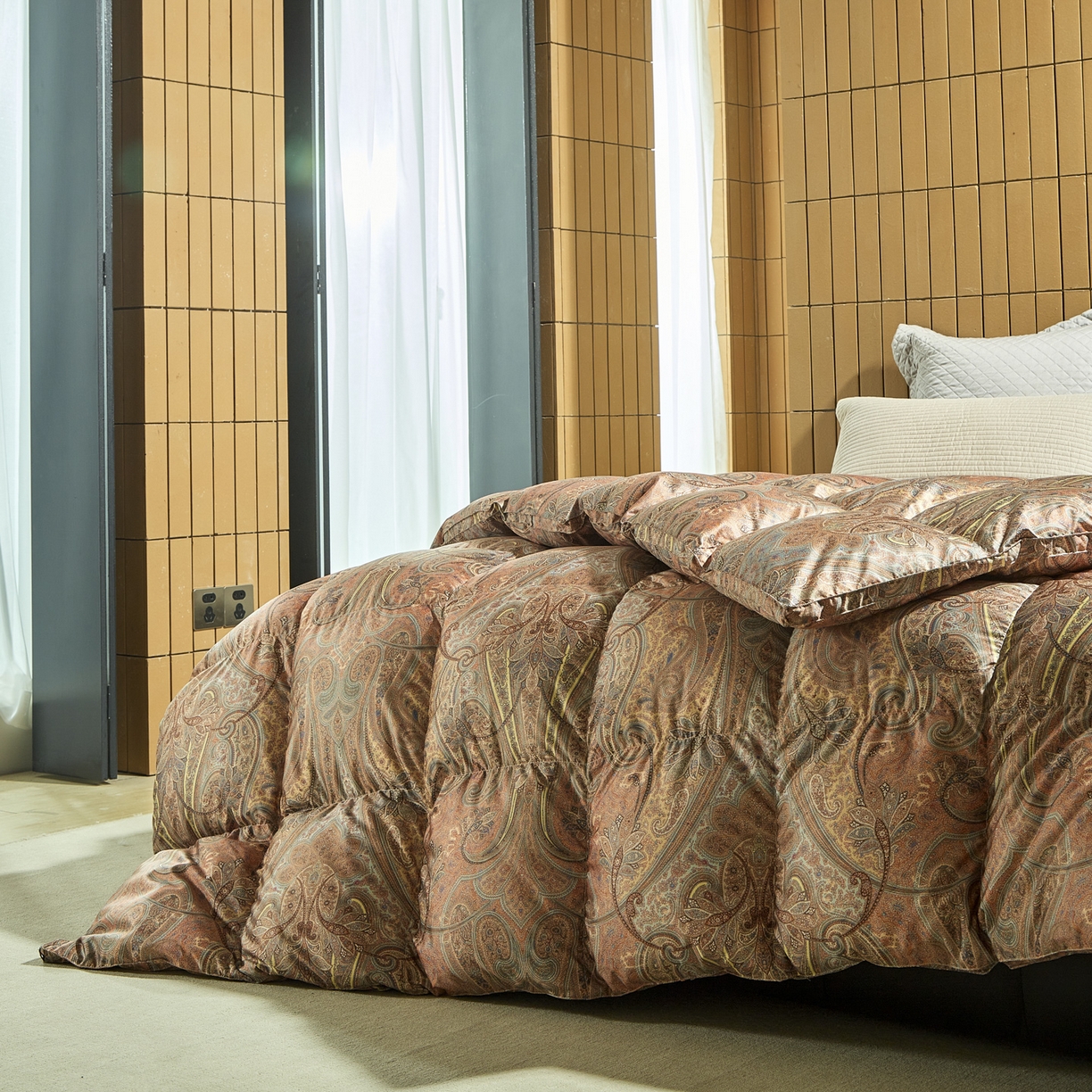 91家纺网 家纺一手货源 找家纺 （总）暖羽屋羽绒馆 2025新款印花鹅绒丝冬被 羽绒被子 春秋白鹅绒被芯 羽毛被子双人加厚冬被