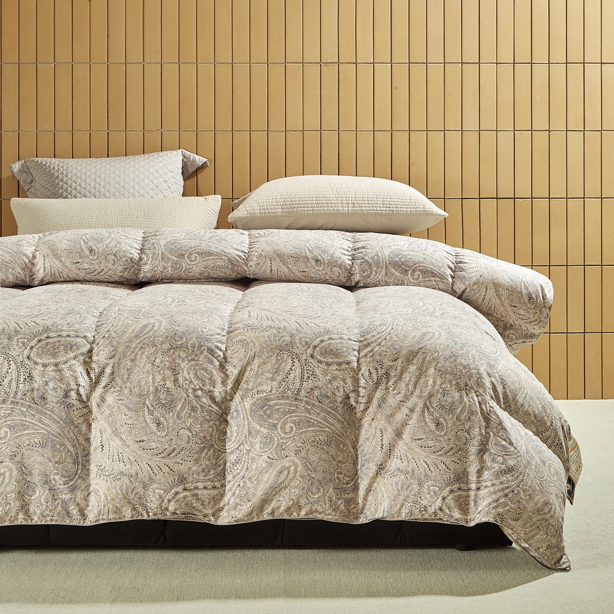 91家纺网 家纺一手货源 找家纺 暖羽屋羽绒馆 2025新款印花鹅绒丝冬被 羽绒被子 春秋白鹅绒被芯 羽毛被子双人加厚冬被 莱斯