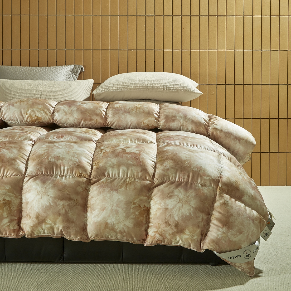 91家纺网 家纺一手货源 找家纺 （总）暖羽屋羽绒馆 2025新款印花鹅绒丝冬被 羽绒被子 春秋白鹅绒被芯 羽毛被子双人加厚冬被