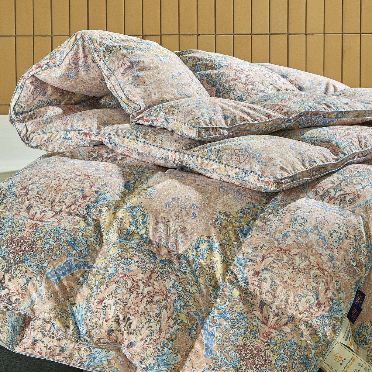 91家纺网 家纺一手货源 找家纺 暖羽屋羽绒馆 2025新款印花鹅绒丝冬被 羽绒被子 春秋白鹅绒被芯 羽毛被子双人加厚冬被 凤羽