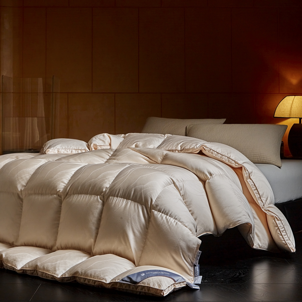 91家纺网 家纺一手货源 找家纺 （总）暖羽屋羽绒馆 2025新款梦幻鎏金95鸭绒被芯 95羽绒被 白鸭绒被子双人秋冬婚庆被