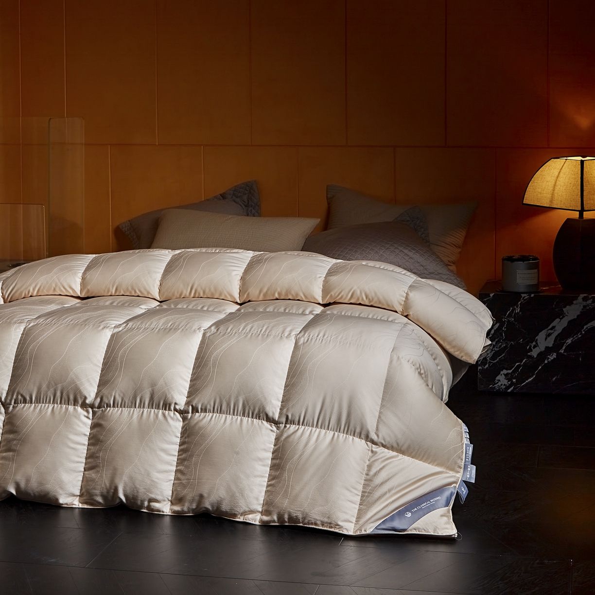 91家纺网 家纺一手货源 找家纺 暖羽屋羽绒馆 2025新款梦幻鎏金95鸭绒被芯 95羽绒被 白鸭绒被子双人秋冬婚庆被 梦幻鎏金 粉