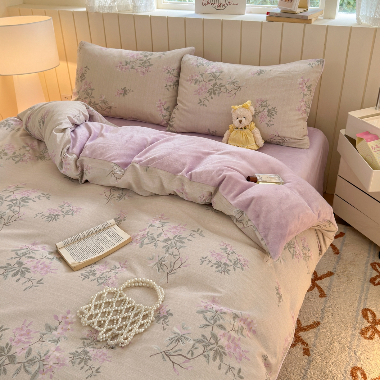 91家纺网 家纺一手货源 找家纺 Sweet dreams甜梦 2025新款棉加绒印花四件套 紫语