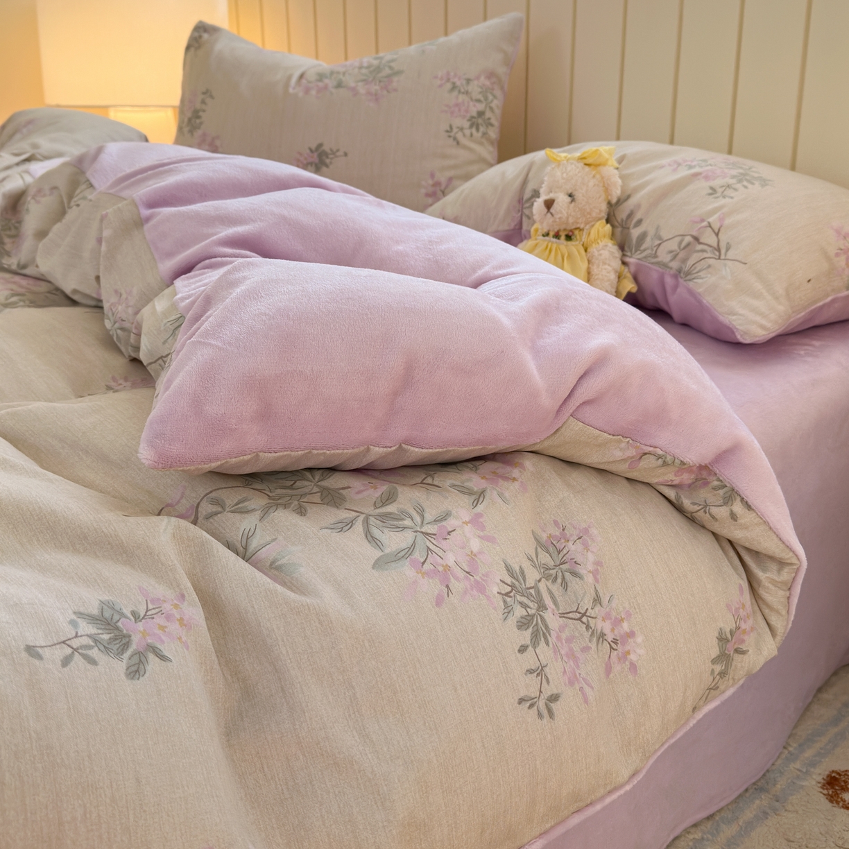 91家纺网 家纺一手货源 找家纺 Sweet dreams甜梦 2025新款棉加绒印花四件套 紫语