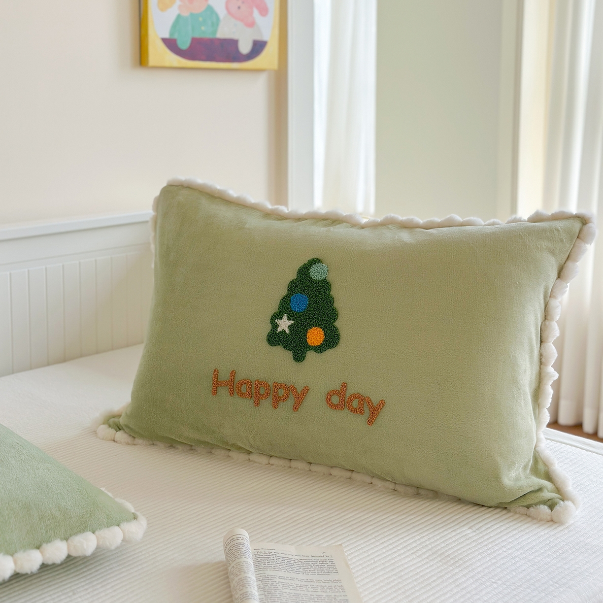 91家纺网 家纺一手货源 找家纺 寐居家纺 2025新款牛奶绒毛巾绣单枕套 发财树·绿