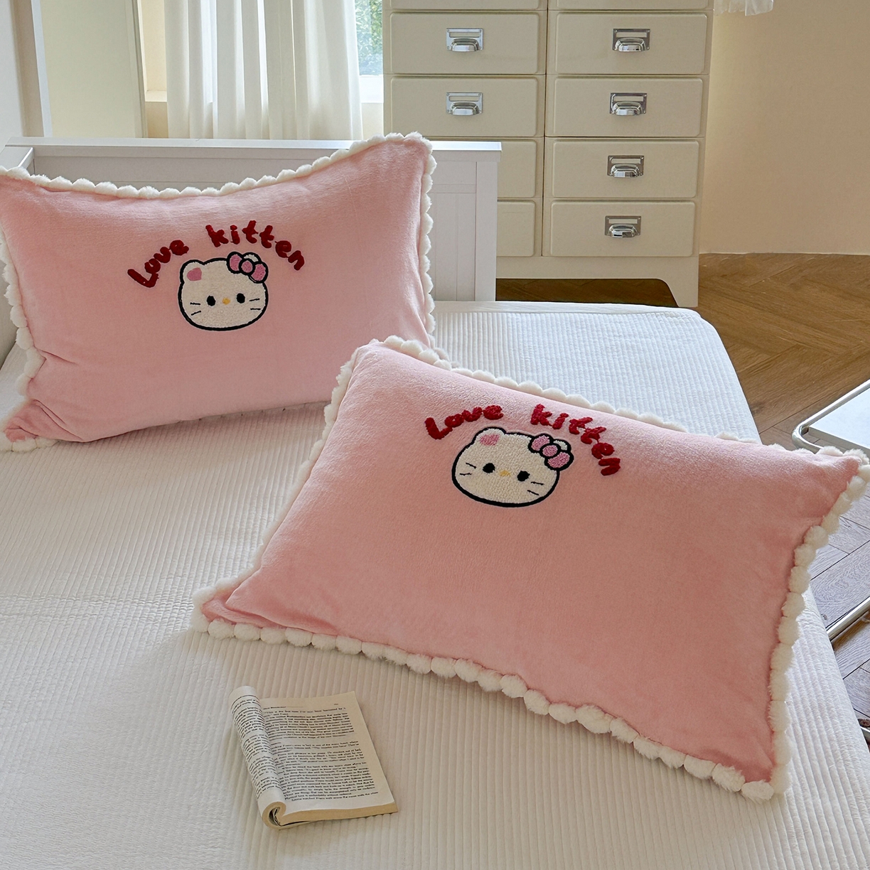 寐居家纺 2025新款牛奶绒毛巾绣单枕套 少女喵·粉