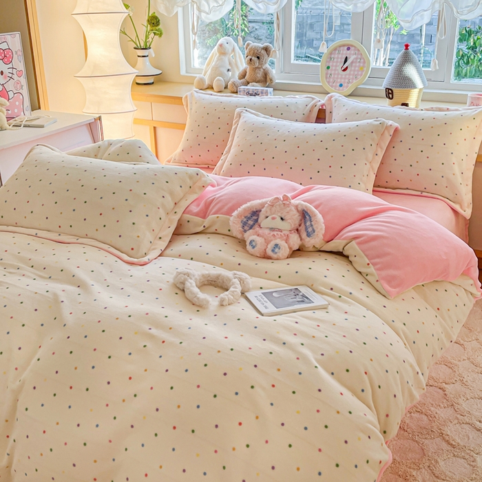 91家纺网 家纺一手货源 找家纺 弗苓家纺 2025新款加厚保暖双面牛奶绒四件套 彩波点