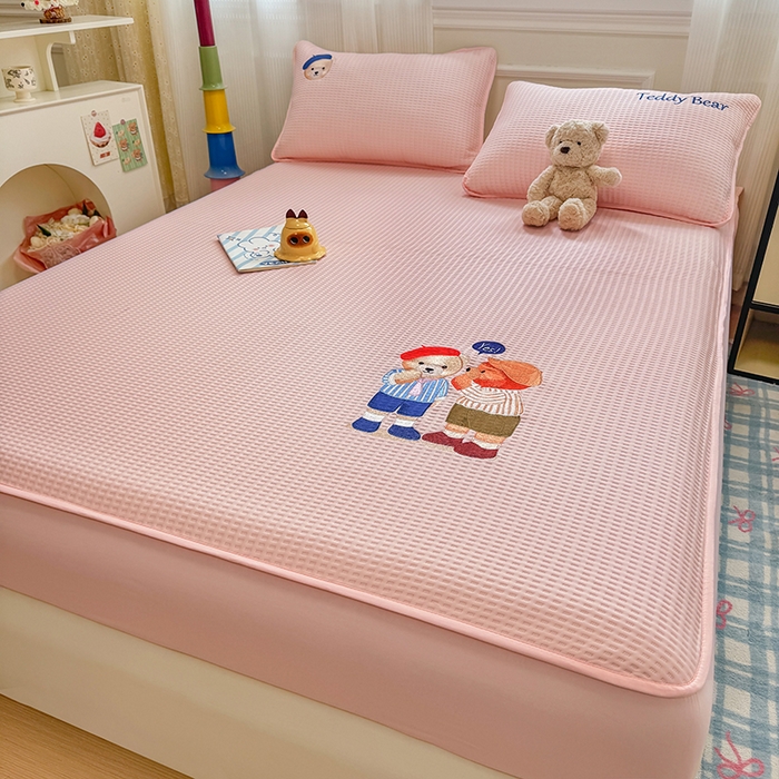 91家纺网 家纺一手货源 找家纺 （总）大元 2025新款零压云棉刺绣款单床笠床笠单件单品床笠小熊仔