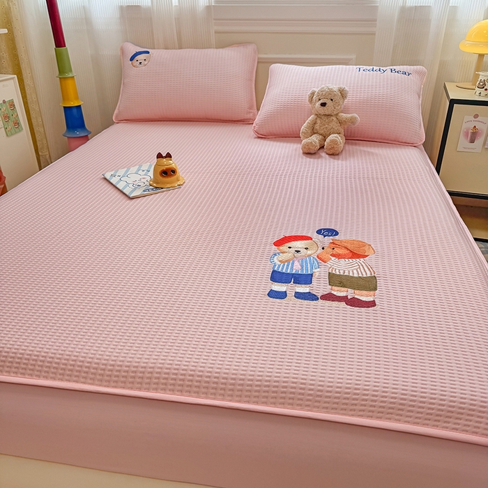 91家纺网 家纺一手货源 找家纺 大元 2025新款零压云棉刺绣款单床笠床笠单件单品床笠小熊仔 小熊仔-粉