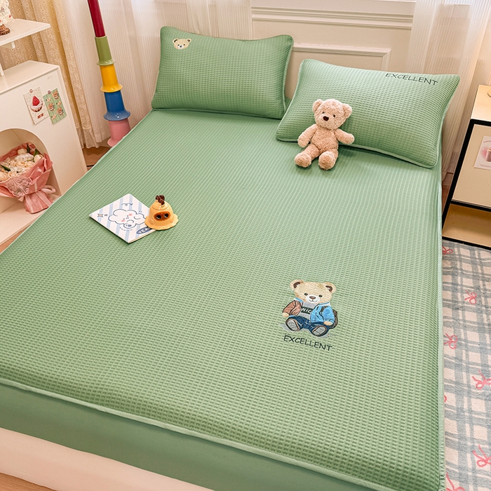 91家纺网 家纺一手货源 找家纺 大元 2025新款零压云棉刺绣款单床笠床笠单件单品床笠小熊仔 小熊仔-果绿