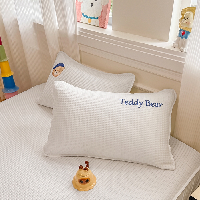 91家纺网 家纺一手货源 找家纺 大元 2025新款零压云棉刺绣款单床笠床笠单件单品床笠小熊仔 小熊仔-奶白