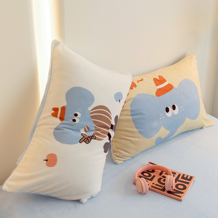 91家纺网 家纺一手货源 找家纺 寐居家纺 2025新款卡通印花大阪单枕套件 象先生