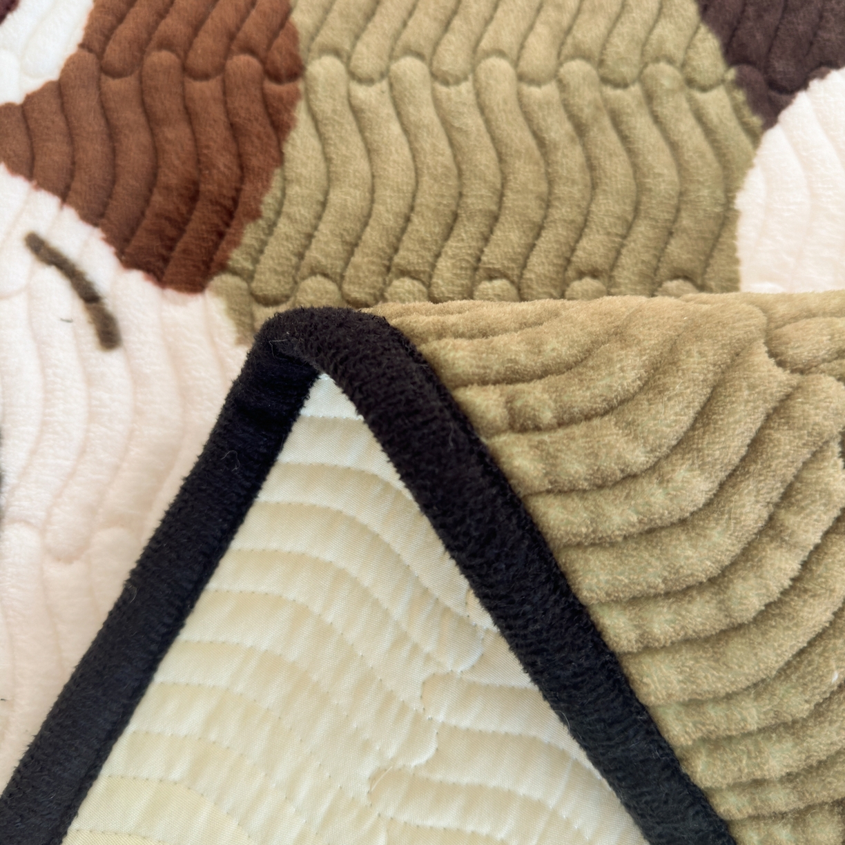 91家纺网 家纺一手货源 找家纺 （总）寐居家纺 2025新款牛奶绒数码大版单床盖