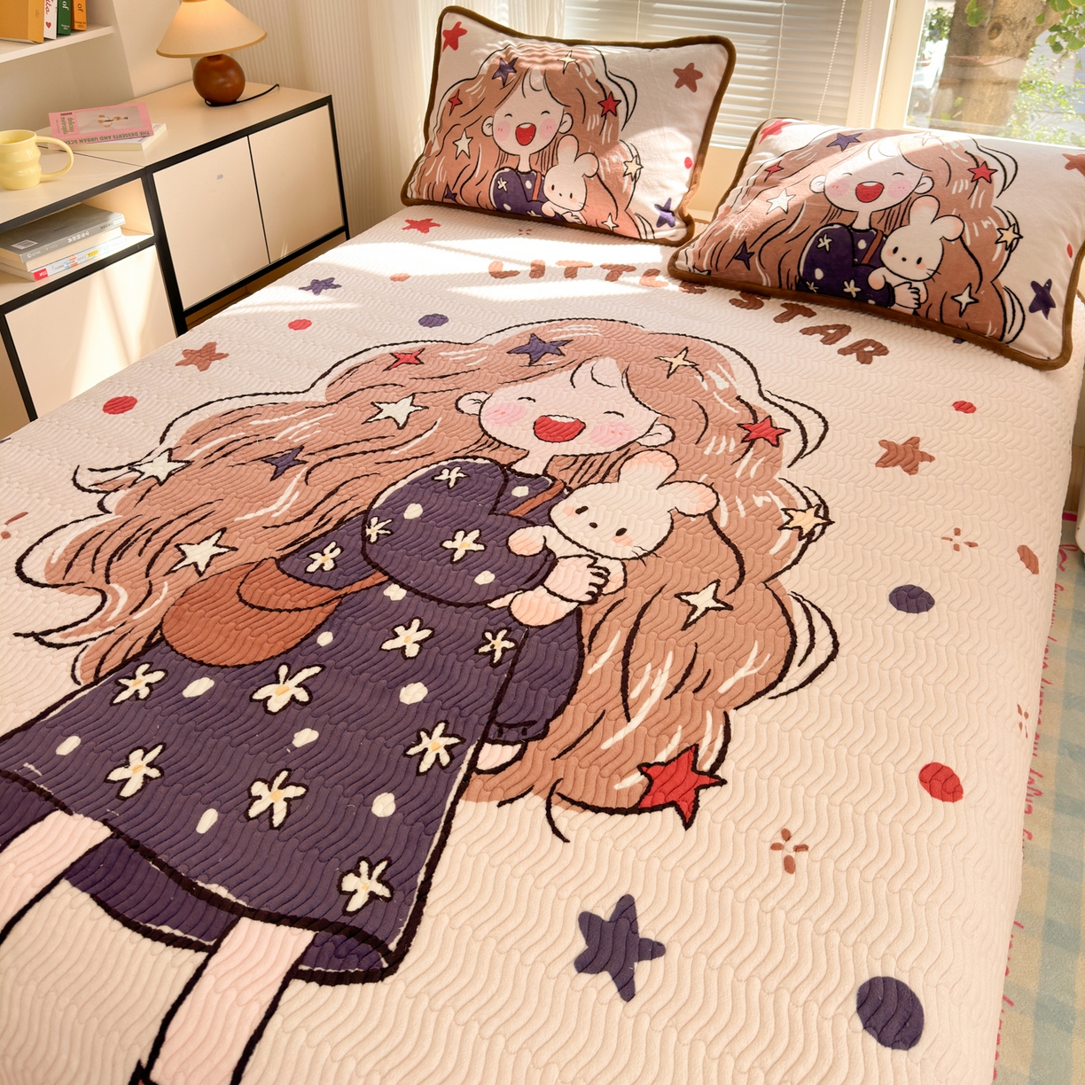 91家纺网 家纺一手货源 找家纺 寐居家纺 2025新款牛奶绒数码大版单床盖 摩登女孩