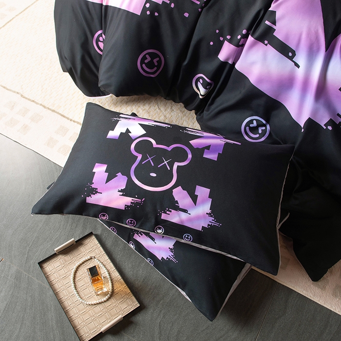 91家纺网 家纺一手货源 找家纺 色鬼布艺高端家居主号 2025新款直播热款网红款四季棉四件套 电击熊