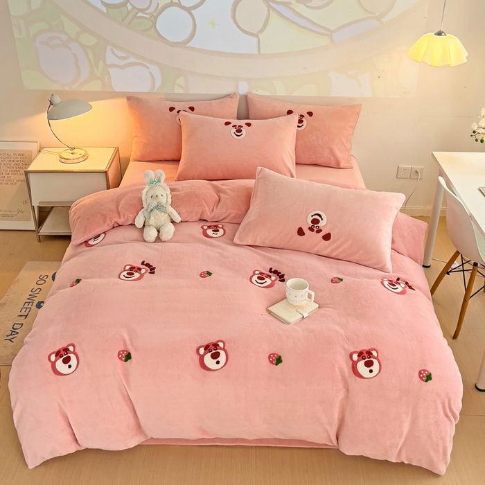 91家纺网 家纺一手货源 找家纺 （总）寐居家纺 2025新款纯色毛巾绣牛奶绒四件套