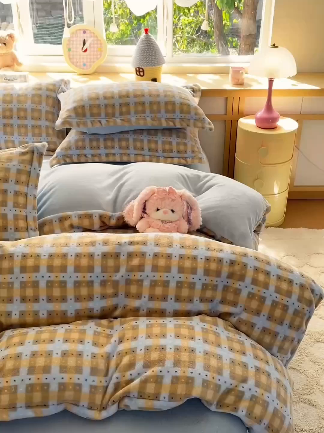 91家纺网 家纺一手货源 找家纺 弗苓家纺 2025新款加厚保暖双面牛奶绒四件套 奶咖格蓝