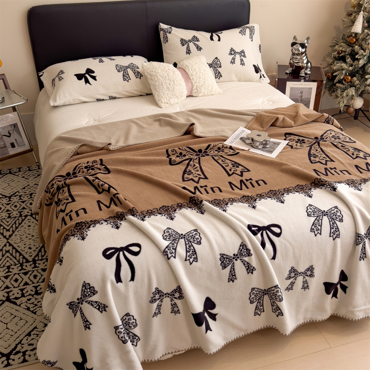 91家纺网 家纺一手货源 找家纺 慕木家纺 2025新款高克重印花仿羊绒双层毛毯毛毯毯子（可供跨境提供买家秀） 蕾丝蝶梦-咖