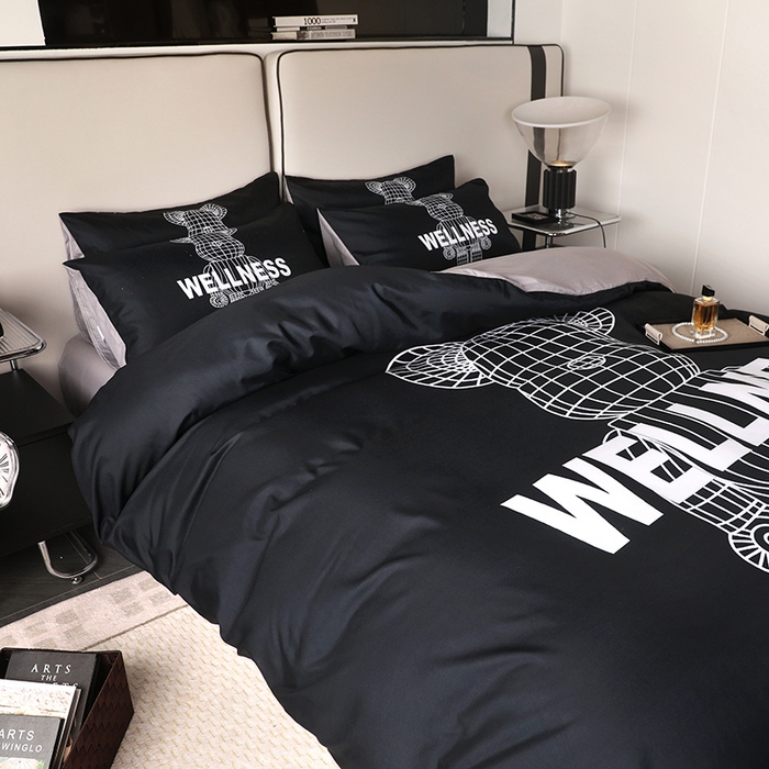 91家纺网 家纺一手货源 找家纺 色鬼布艺高端家居主号 2025新款直播热款网红款四季棉四件套 机器熊