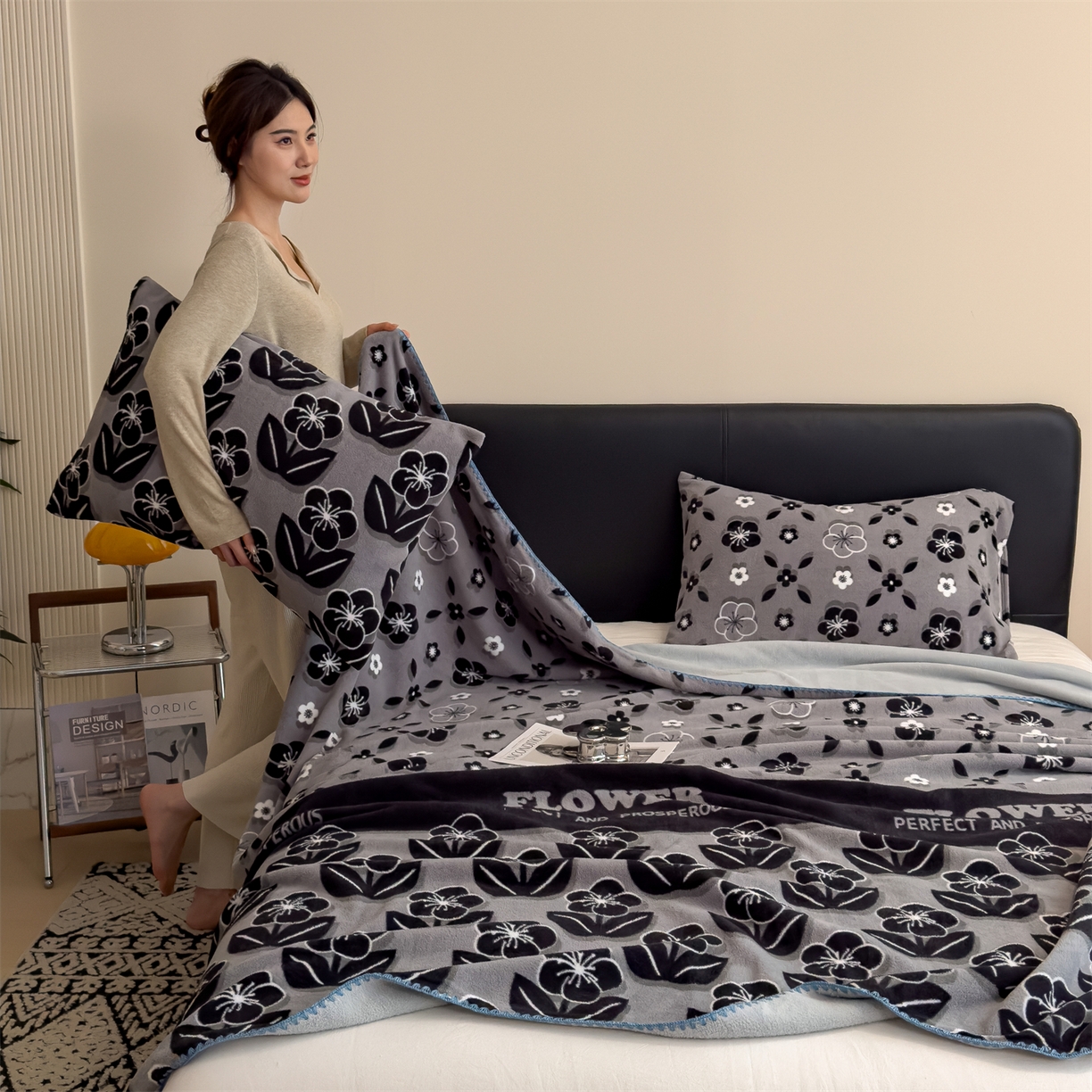 91家纺网 家纺一手货源 找家纺 慕木家纺 2025新款高克重印花仿羊绒双层毛毯毛毯毯子（可供跨境提供买家秀） 墨韵花格