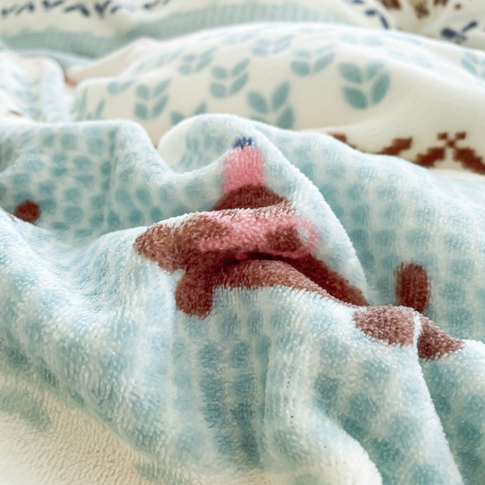 91家纺网 家纺一手货源 找家纺 弗苓家纺 2025新款加厚保暖双面牛奶绒四件套 顽皮狗