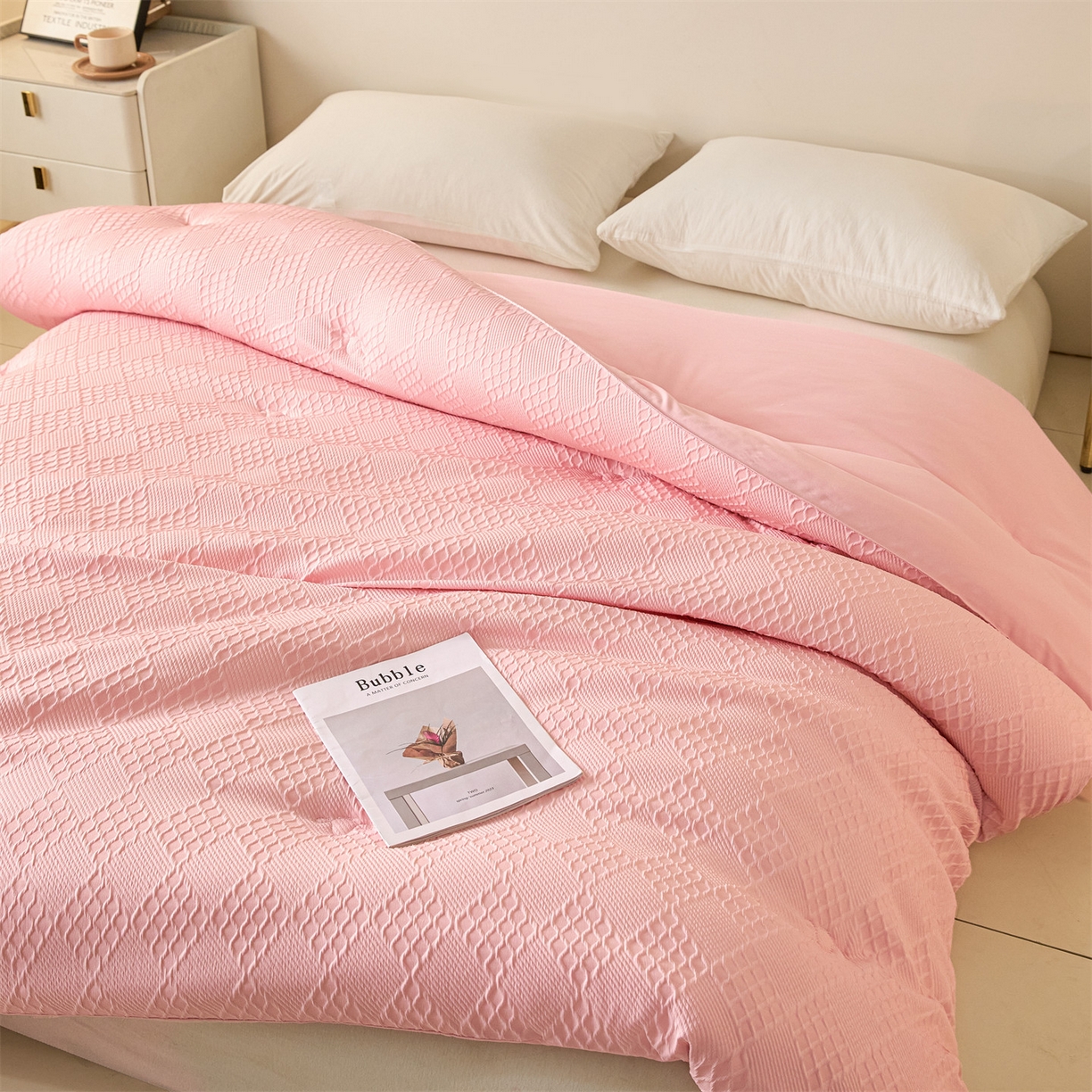 91家纺网 家纺一手货源 找家纺 宝士康家纺 2025新款提花羊毛春秋被/冬被/跨境外贸被子被芯 提花羊毛-粉色