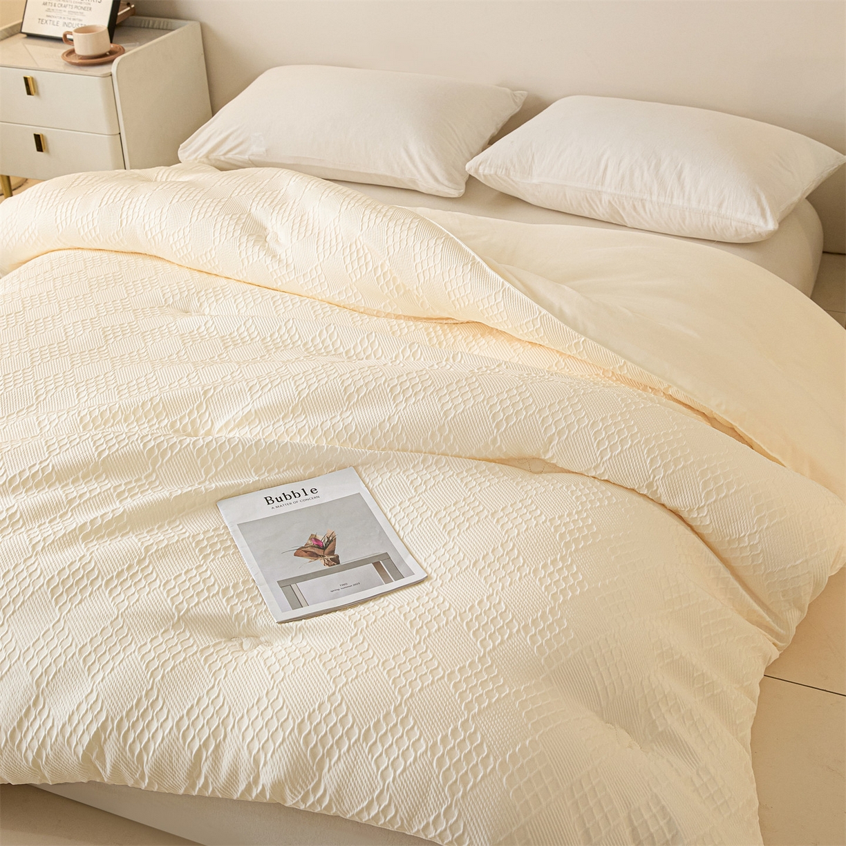 91家纺网 家纺一手货源 找家纺 宝士康家纺 2025新款提花羊毛春秋被/冬被/跨境外贸被子被芯 提花羊毛-奶白