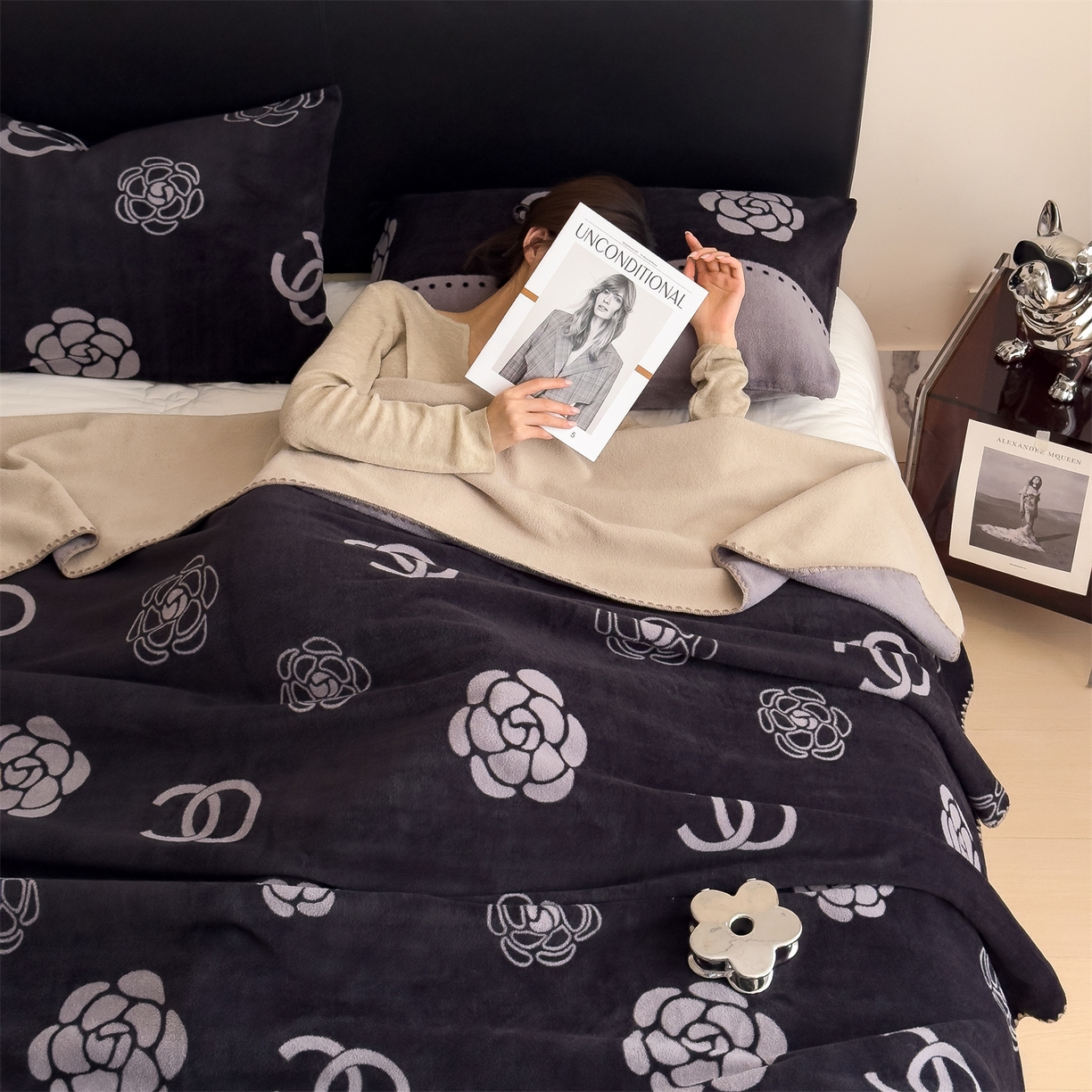 91家纺网 家纺一手货源 找家纺 慕木家纺 2025新款高克重印花仿羊绒双层毛毯毛毯毯子（可供跨境提供买家秀） 山茶环影