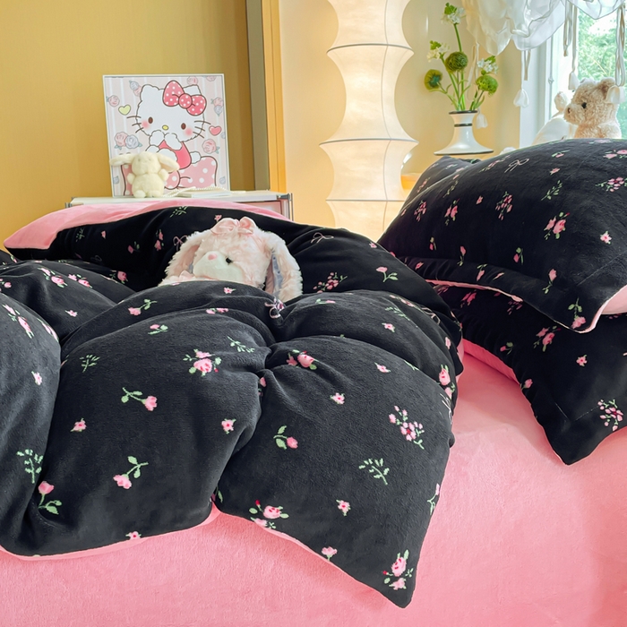 91家纺网 家纺一手货源 找家纺 弗苓家纺 2025新款加厚保暖双面牛奶绒四件套 乌梅子酱