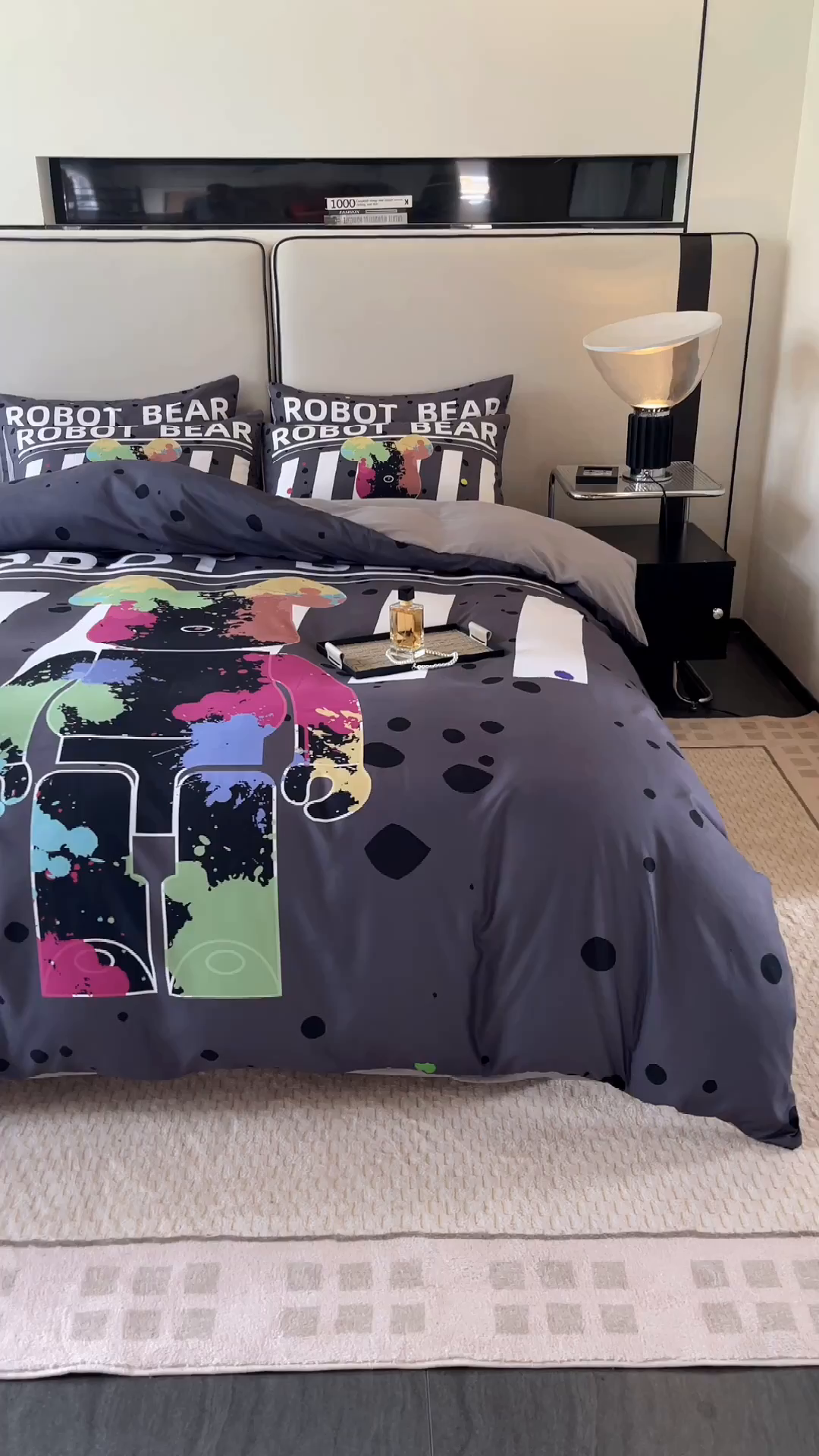 91家纺网 家纺一手货源 找家纺 色鬼布艺高端家居主号 2025新款直播热款网红款四季棉四件套 涂鸦熊