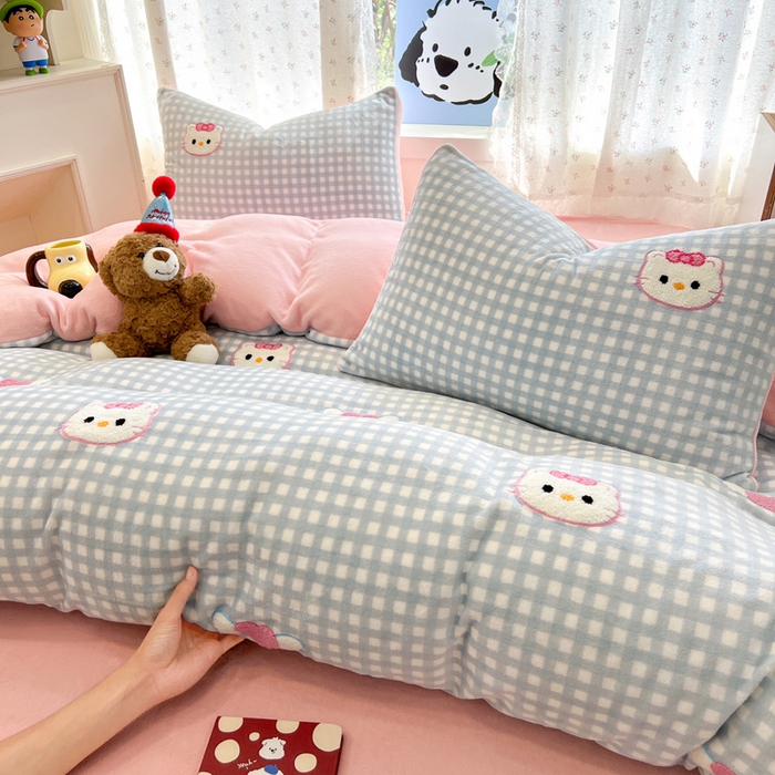 91家纺网 家纺一手货源 找家纺 寐居家纺 2025新款纯色毛巾绣牛奶绒四件套 甜心格韵