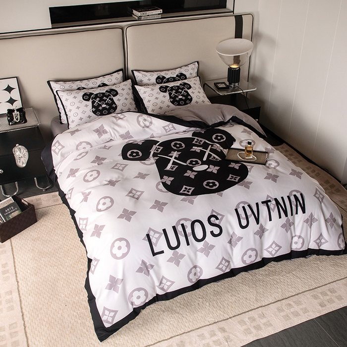 91家纺网 家纺一手货源 找家纺 色鬼布艺高端家居主号 2025新款直播热款网红款四季棉四件套 熊头白