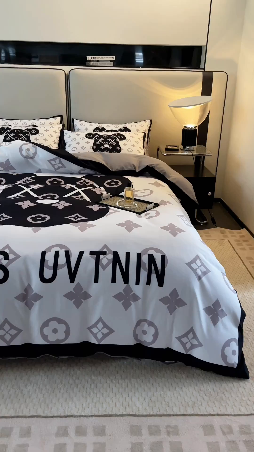 91家纺网 家纺一手货源 找家纺 色鬼布艺高端家居主号 2025新款直播热款网红款四季棉四件套 熊头白